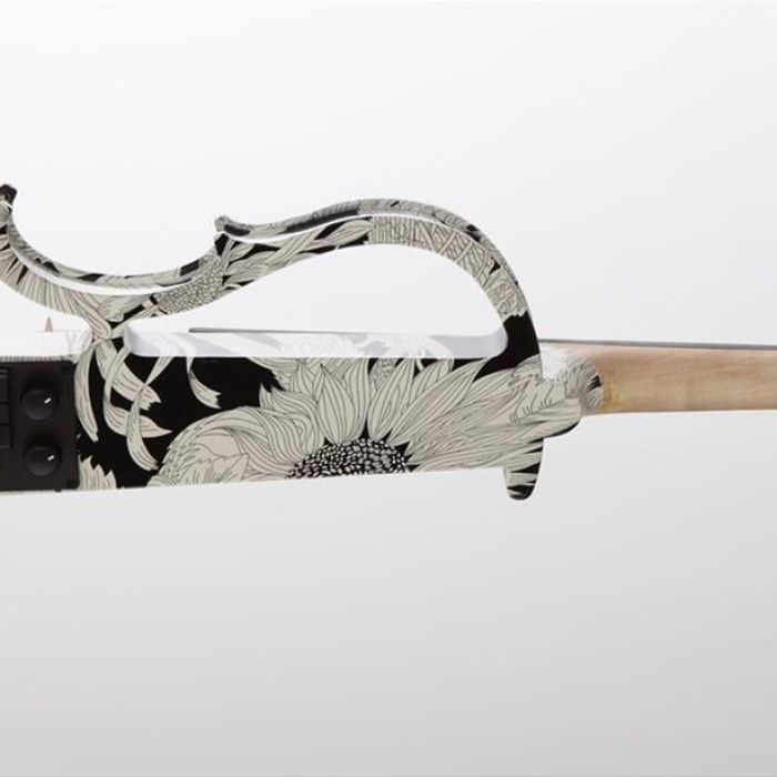 Kinglos KNG DSG-1310 4/4 Elektro Keman Seti (Orta/Profesyonel Seviye) | Modern Gövde Tasarımı, Aktif Manyetik Sistem, Kulaklık Çıkışı, Arşe ve Sert Taşıma Kutusu Dahil